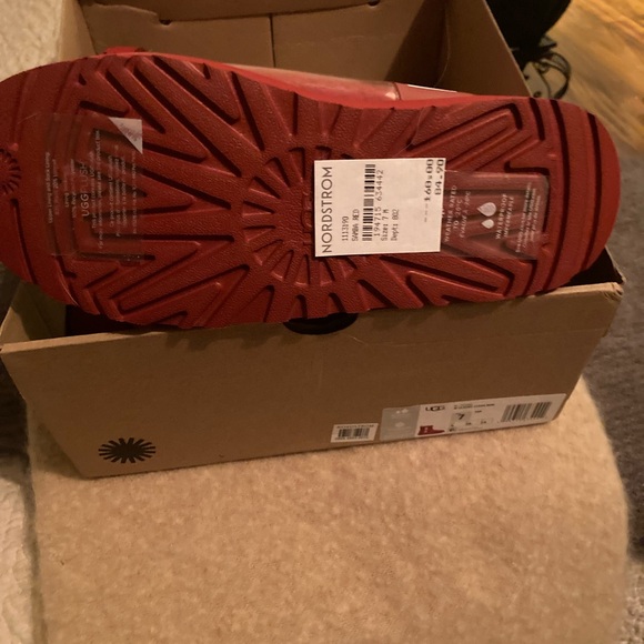 UGG Red Boots from Nordstrom - Picture 2 of 3